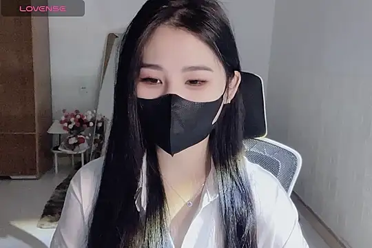    Daisy    online show from 01/12/26, 02:17