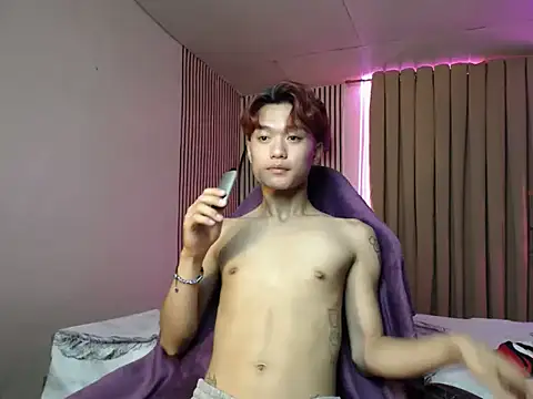 Snapshot of ur_little_secret chatting on 11/05/25, 08:58 ur little secret online show from 11/05/25, 08:58