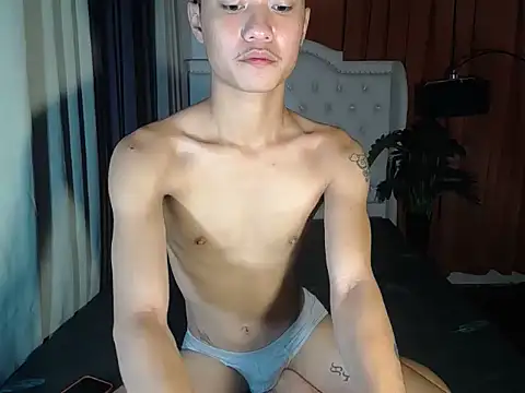 ur little secret online show from 03/13/26, 05:36