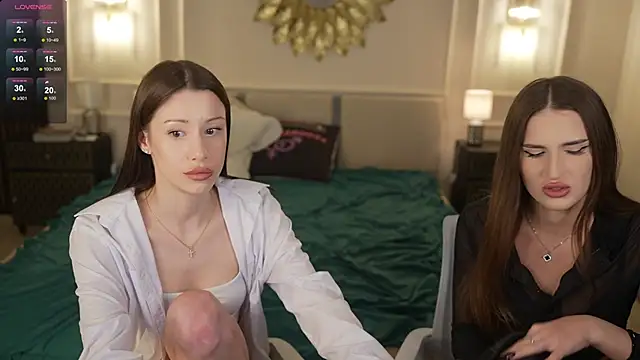 Selena Glow online show from 03/05/26, 12:17