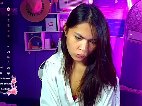 urgirljane online show from 05/28/26, 09:39