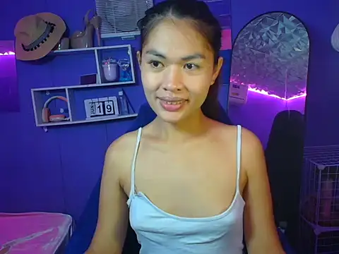 urgirljane online show from 06/19/26, 03:38