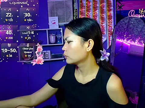 urgirljane online show from 07/10/26, 09:23