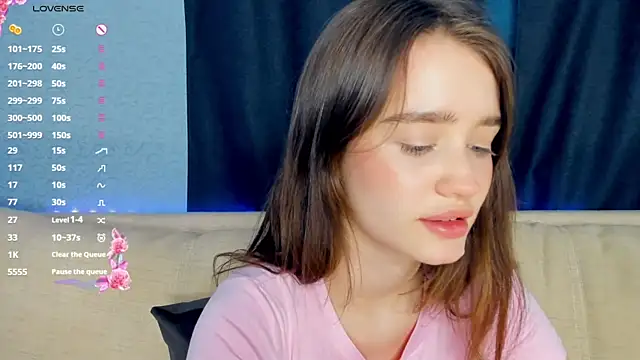 Snapshot of lovelyalivia chatting on 02/13/26, 10:22 lovelyalivia online show from 02/13/26, 10:22