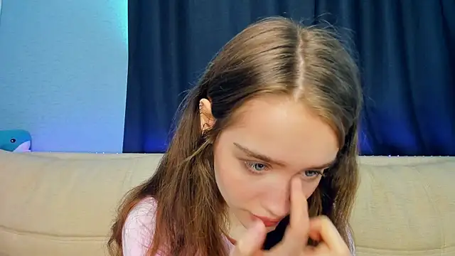lovelyalivia online show from 05/06/26, 08:30