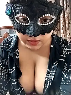 Snapshot of colleen_hoover chatting on 09/15/25, 06:30 colleen hoover online show from 09/15/25, 06:30