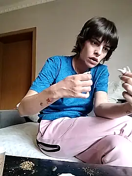 sweetchery999999 online show from 09/26/25, 08:40