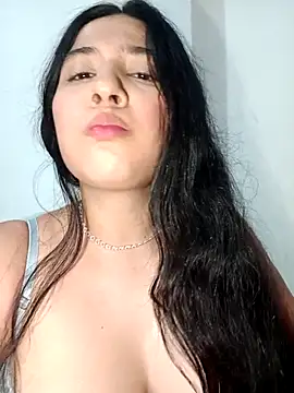 VALENTINA ROUSE  online show from 10/13/25, 12:32