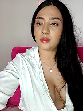 VALENTINA ROUSE  online show from 04/05/26, 08:39