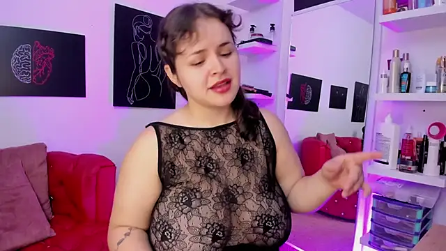 Snapshot of SeleneLuminari8 chatting on 09/12/25, 12:27 SeleneLuminari8 online show from 09/12/25, 12:27