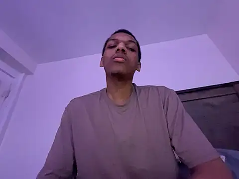 Snapshot of zeeeky_33deep chatting on 05/03/26, 05:24 zeeeky 33deep online show from 05/03/26, 05:24