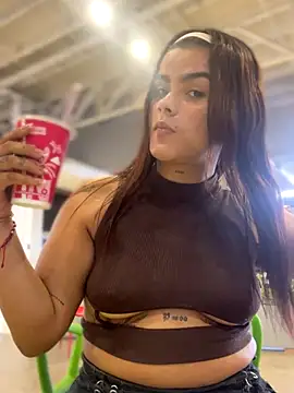 Kaily Sweet16 online show from 10/15/25, 06:52