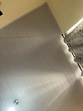 morenaluaa online show from 11/19/25, 05:02