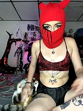 venusobryan 55 online show from 10/27/25, 10:14