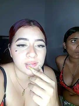 Chloe Sky love online show from 10/22/25, 03:51