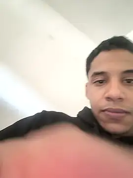 Snapshot of Grasonxxx chatting on 04/03/26, 05:55 Grasonxxx online show from 04/03/26, 05:55