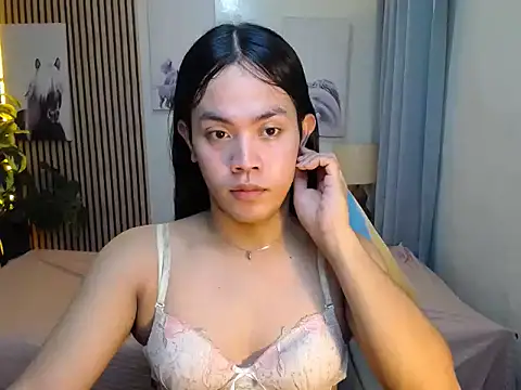 Snapshot of lava_lux chatting on 10/15/25, 03:17 lava lux online show from 10/15/25, 03:17