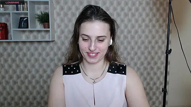 Snapshot of AmandaDimond_ chatting on 02/08/26, 02:31 AmandaDimond online show from 02/08/26, 02:31