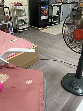 Mina048 online show from 09/13/25, 05:40