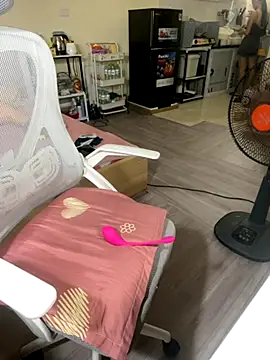 Mina048 online show from 09/16/25, 12:50