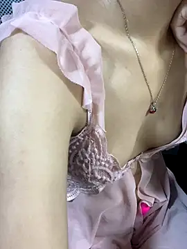 Mina048 online show from 10/05/25, 04:38