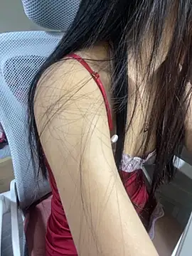 Mina048 online show from 11/13/25, 04:06