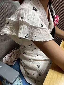 Mina048 online show from 06/02/26, 08:05