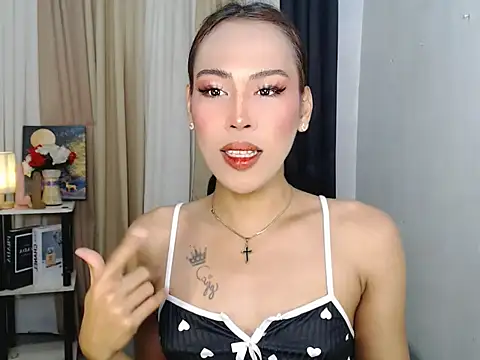 Savanna White online show from 12/03/25, 06:39