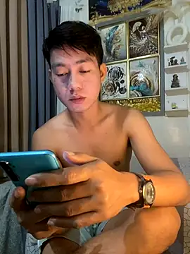 xshyboyx online show from 09/13/25, 04:29