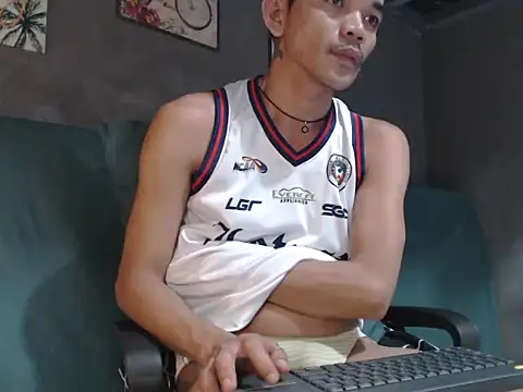 Natsboii online show from 07/19/26, 09:18