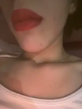 Mimisixo online show from 09/10/25, 10:54