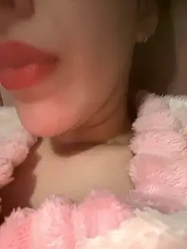 Snapshot of Mimisixo chatting on 01/18/26, 04:33 Mimisixo online show from 01/18/26, 04:33