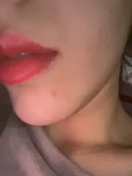 Snapshot of Mimisixo chatting on 02/11/26, 11:54 Mimisixo online show from 02/11/26, 11:54