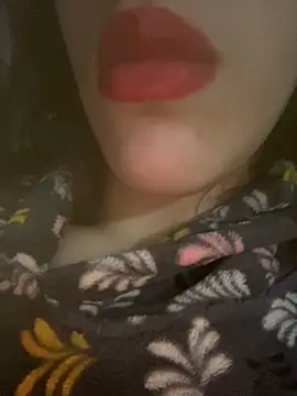 Snapshot of Mimisixo chatting on 02/16/26, 01:13 Mimisixo online show from 02/16/26, 01:13