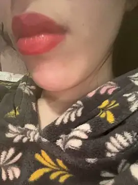 Snapshot of Mimisixo chatting on 02/25/26, 01:04 Mimisixo online show from 02/25/26, 01:04