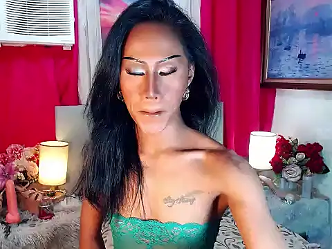 sassylatina online show from 11/20/25, 05:01