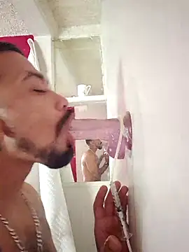 Cnutt310 online show from 10/05/25, 08:07