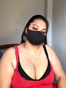 Snapshot of Momita-1 chatting on 11/03/25, 06:47 Momita-1 online show from 11/03/25, 06:47