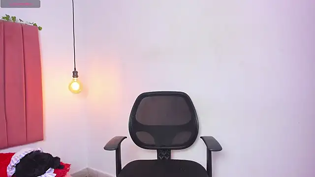 ana foxi online show from 04/17/26, 09:40