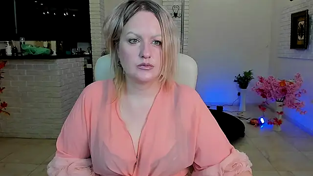 MariemLui online show from 11/27/25, 03:03