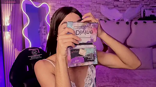 LIHIAN TAY online show from 02/20/26, 12:27