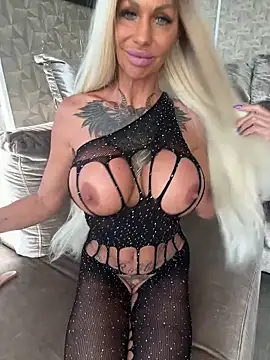 dutchbarbie online show from 05/10/26, 05:29
