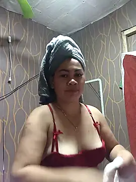 sexybitch 02 online show from 02/19/26, 09:16