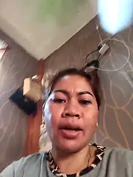 sexybitch 02 online show from 03/18/26, 11:08