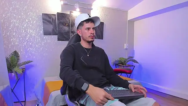 nils saint online show from 11/26/25, 04:02