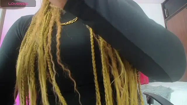 BarbaraGil1 online show from 09/18/25, 01:24