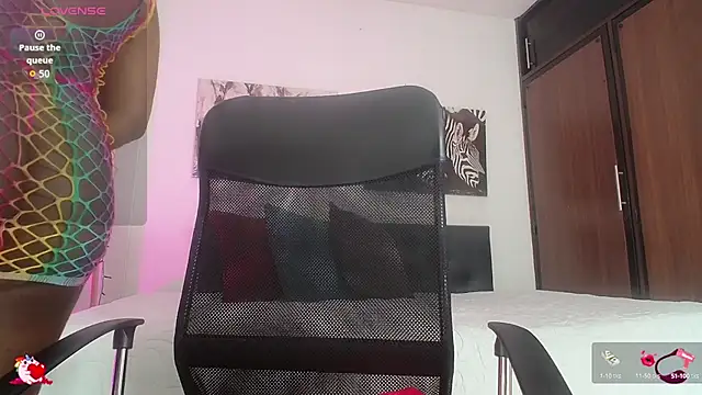 BarbaraGil1 online show from 09/30/25, 02:00