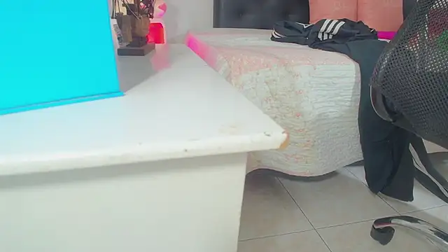 BarbaraGil1 online show from 03/20/26, 03:11