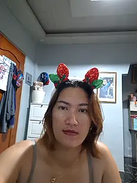 lustlushlady6 online show from 12/17/25, 09:32