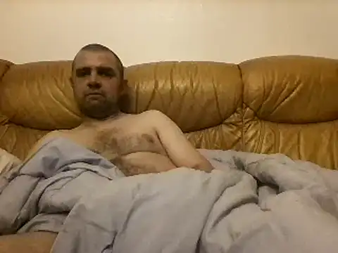 Snapshot of tonyange1 chatting on 10/04/25, 02:42 tonyange1 online show from 10/04/25, 02:42